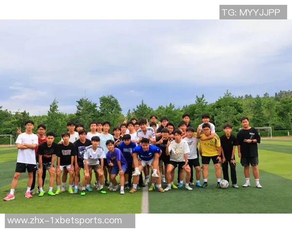 八人制足球的魅力与发展探讨：提升团队协作与竞技水平的新机遇